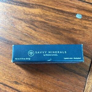 Young living savvy minerals lipstick bedazzled sparkly